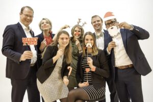 Fijne feestdagen en een gelukkig 2018 gewenst door het team van Saris & Partners Makelaars. Onze kerstgroet leest u in deze nieuwe blog van Toin Saris.