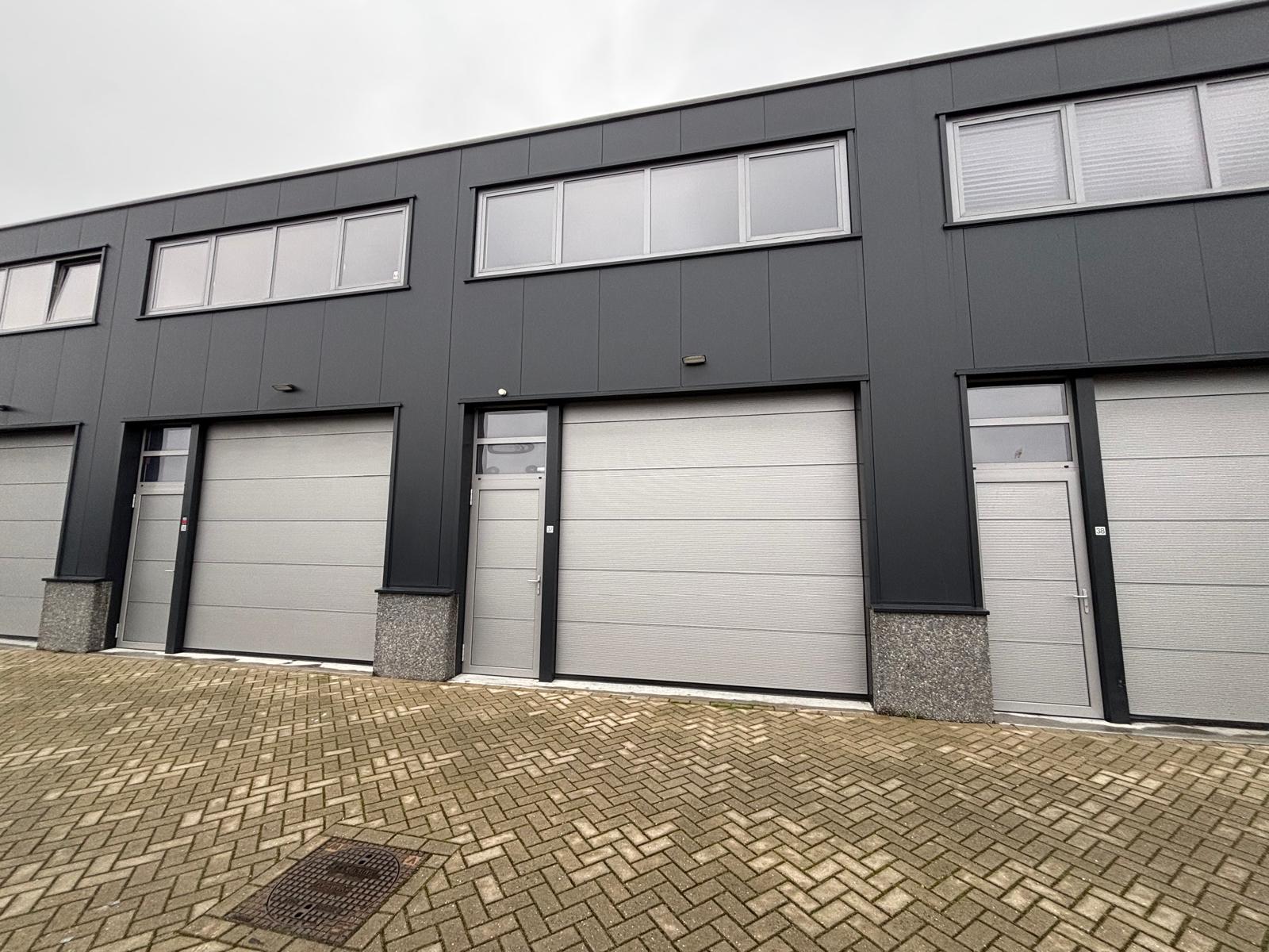 Graaf van Solmsweg 99 E 37 ‘s-hertogenbosch Graaf van Solmsweg 99 E 37 ‘s-hertogenbosch